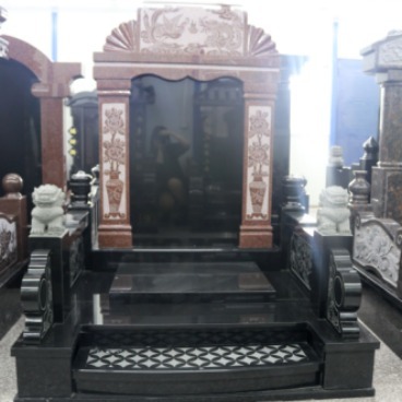 富士石材墓碑廠家工廠直銷FS-120山西黑龍鳳浮雕傳統(tǒng)墓碑,加工精細(xì)品質(zhì)一流